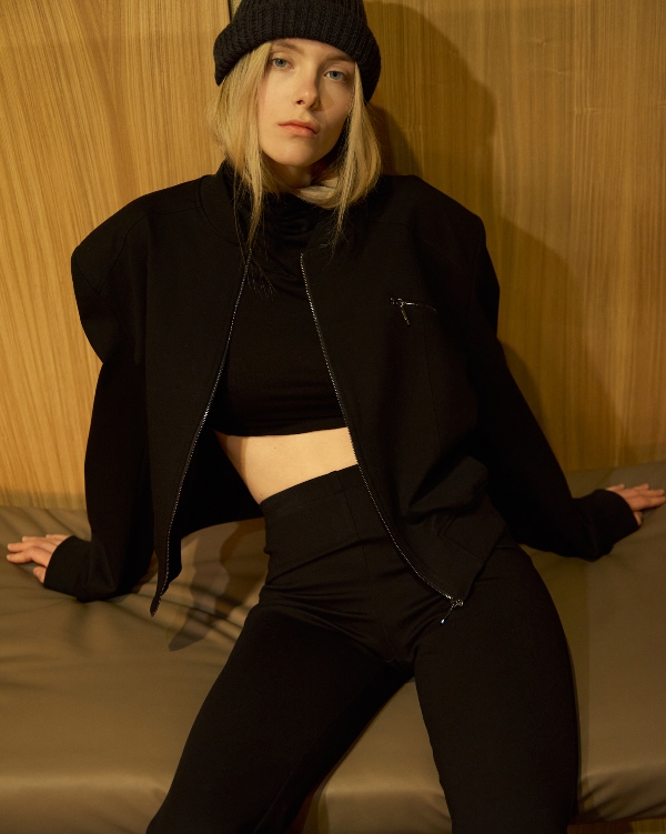 ELVIRA Skymodels Agency