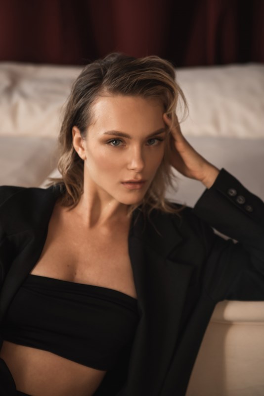 ELVIRA Skymodels Agency