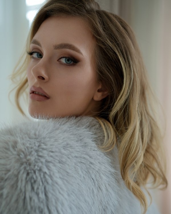 ELVIRA Skymodels Agency