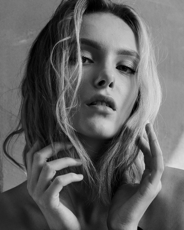 ELVIRA Skymodels Agency