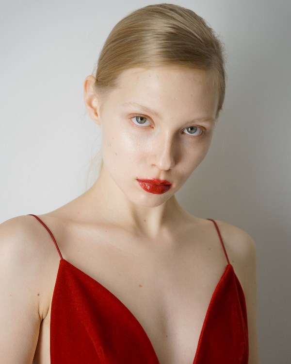 SNEZHANA Skymodels Agency