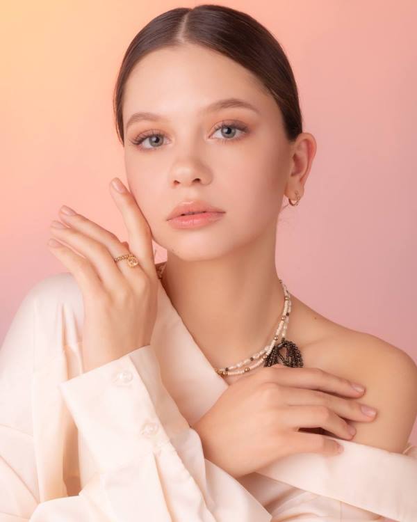 KRIS Skymodels Agency